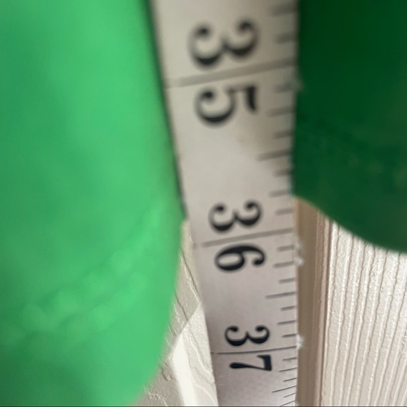 Beautiful Dress with Front Element - Picture 7 of 13